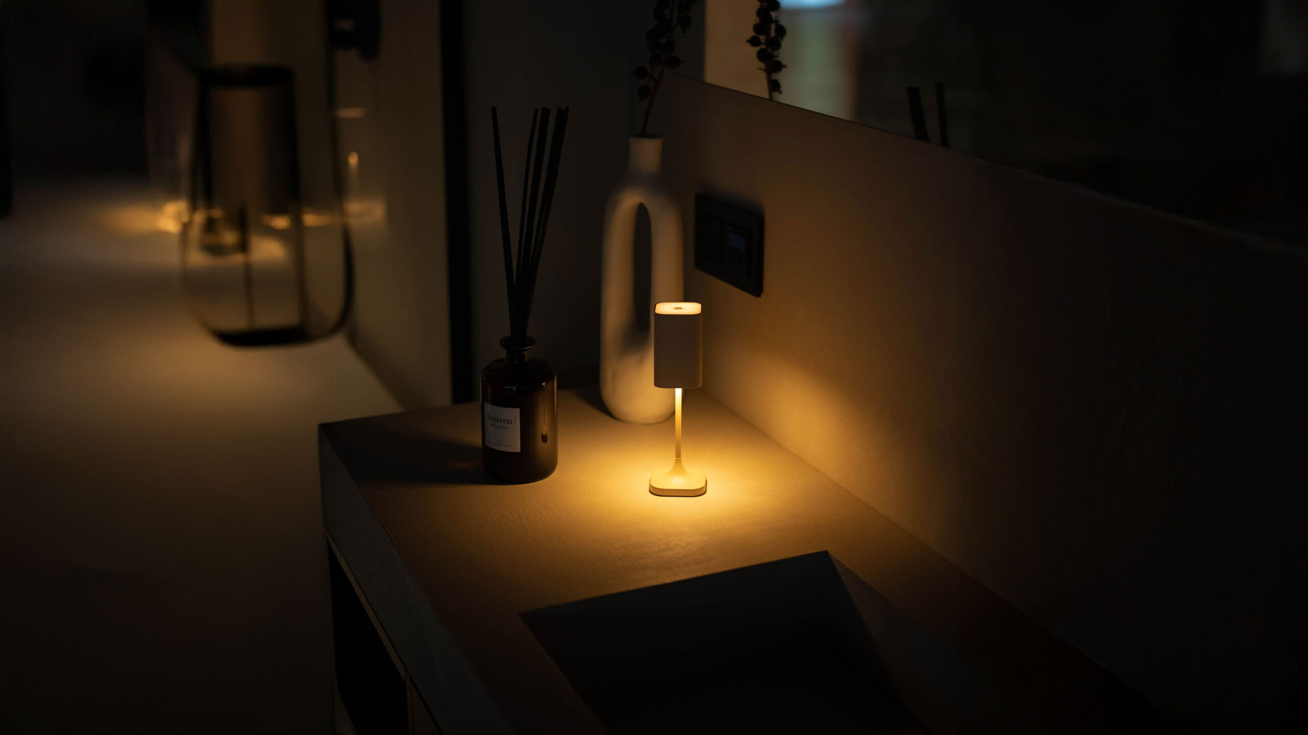 LucentCrownMiniMalinoSand1